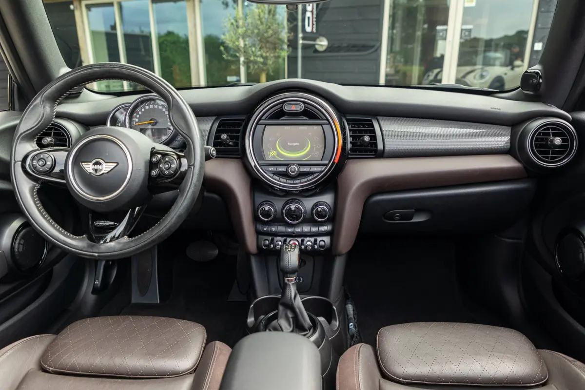 1.5 Pepper Business Automaat I Leder I Harman Kardon I Camera I Navigatie I Stoelverwarming I NL Auto I NAP