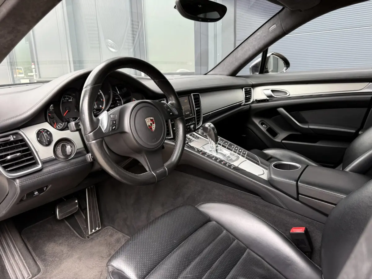 4.8 Turbo | Sport Chrono | Bose |