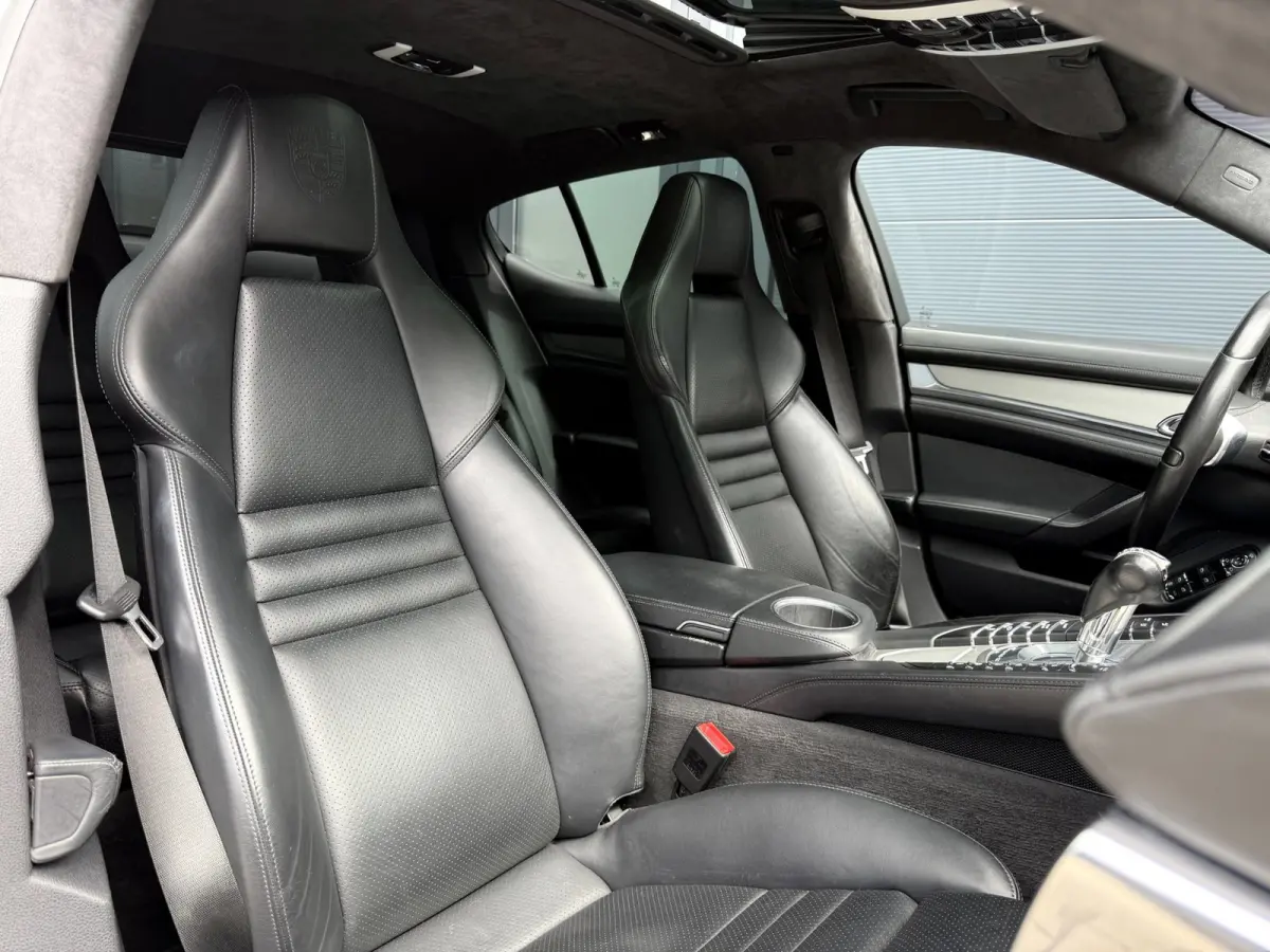 4.8 Turbo | Sport Chrono | Bose |