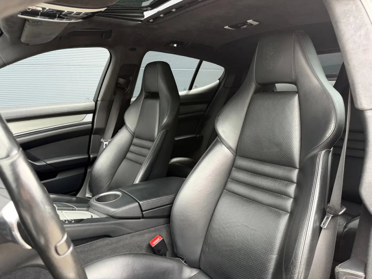 4.8 Turbo | Sport Chrono | Bose |