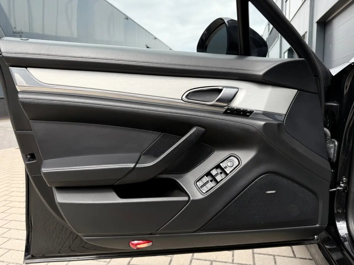 4.8 Turbo | Sport Chrono | Bose |