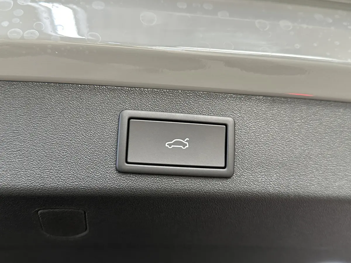 1.5 TSI PHEV Sportline | Pano | Comfort- Winter pakket | Canton |