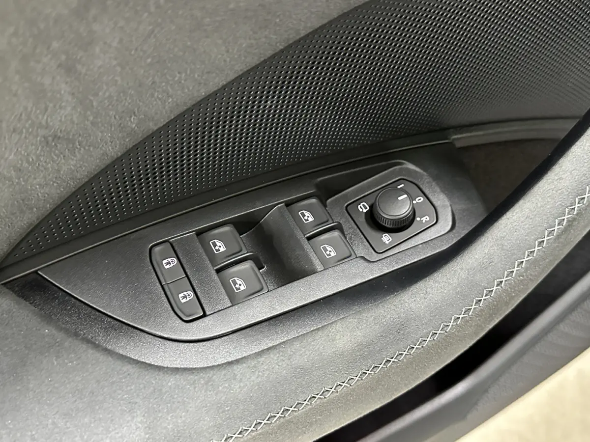 1.5 TSI PHEV Sportline | Pano | Comfort- Winter pakket | Canton |