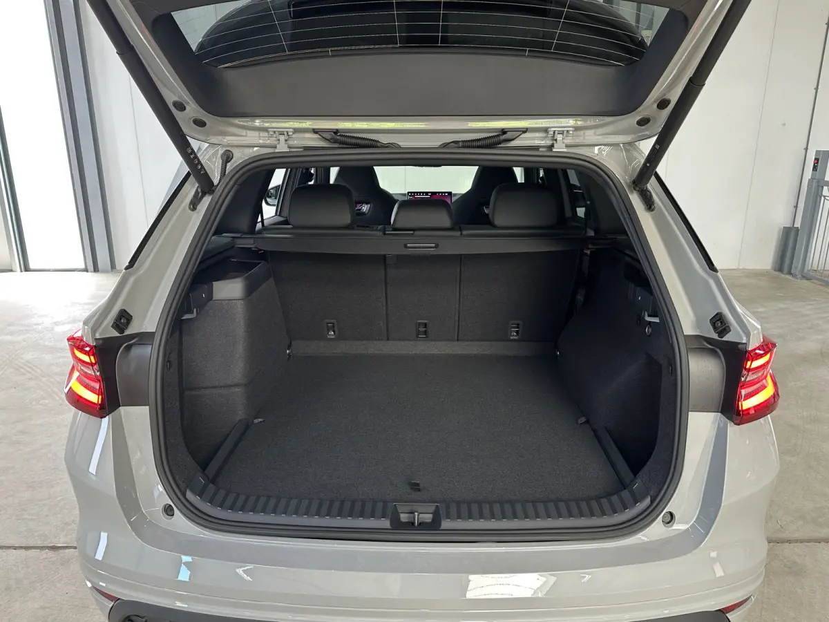 1.5 TSI PHEV Sportline | Pano | Comfort- Winter pakket | Canton |