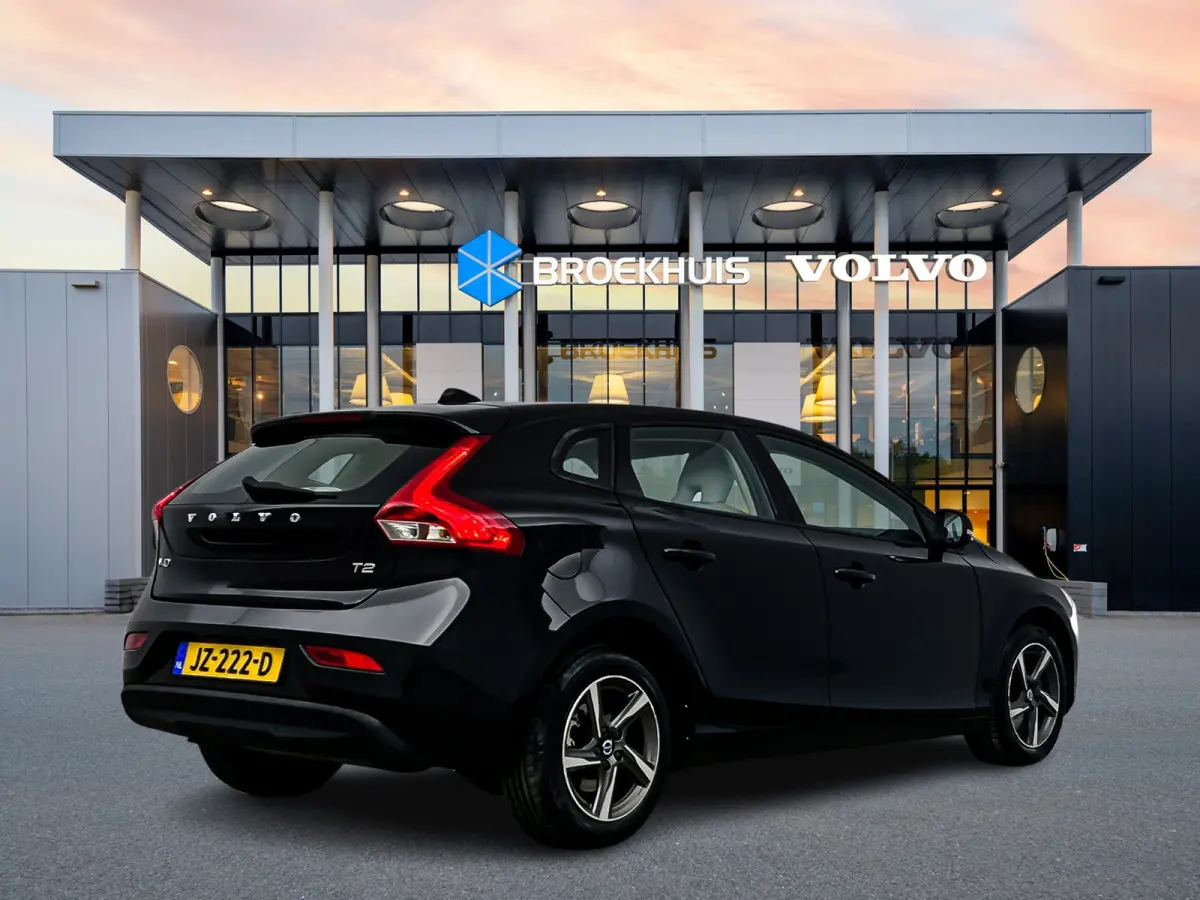 T2 Nordic+ | 16" | Navigatie | Parkeersensoren | Stoelverwarming | Standkachel |