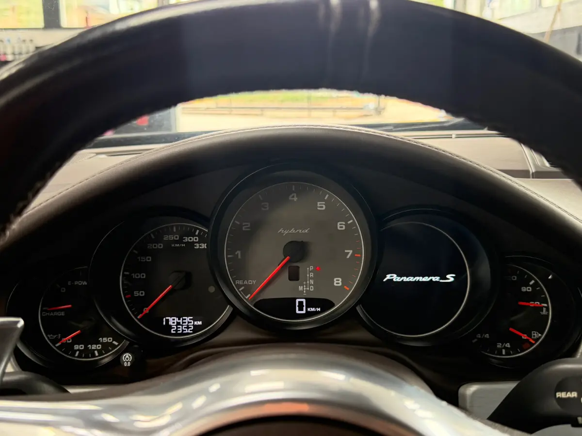 3.0 S Hybrid | Sportchrono | Sport & Design | Vol opties | Softclose | Stoelkoeling 4x