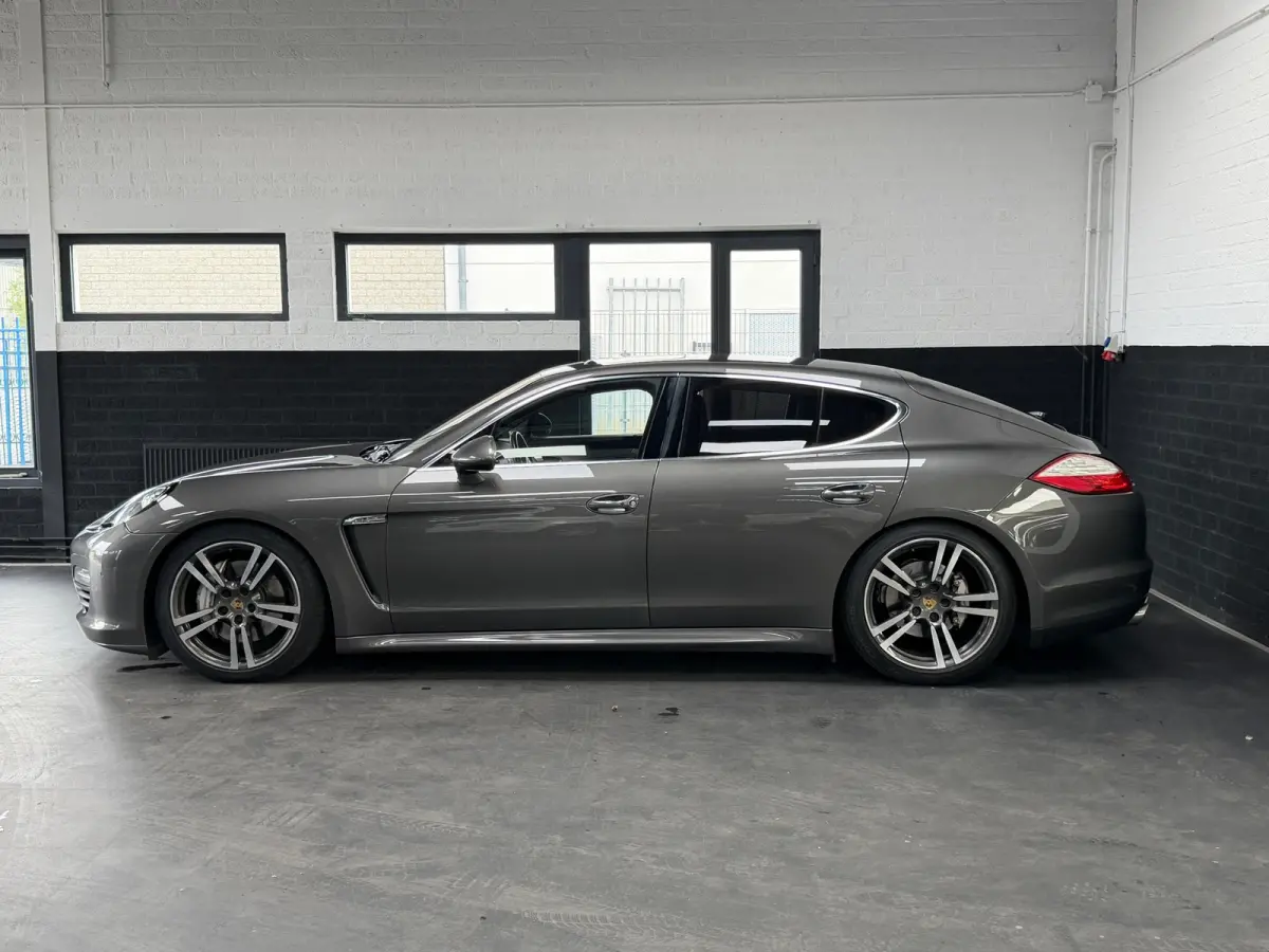 3.0 S Hybrid | Sportchrono | Sport & Design | Vol opties | Softclose | Stoelkoeling 4x