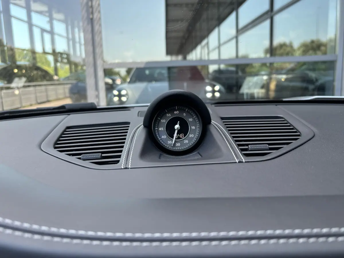 3.8 Turbo S | BURMESTER | STOELVENTILATIE | LIFTSYSTEEM | NL GELEVERD | DEALER ONDERHOUDEN | KERAMISCH | ACHTERASBESTURING | PVT + | PDLS + | 18-WEG STOELEN | SPORTUITLAATSYSTEEM EXC-OPTIK |