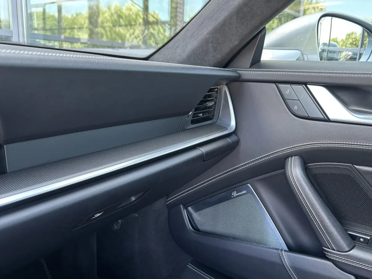3.8 Turbo S | BURMESTER | STOELVENTILATIE | LIFTSYSTEEM | NL GELEVERD | DEALER ONDERHOUDEN | KERAMISCH | ACHTERASBESTURING | PVT + | PDLS + | 18-WEG STOELEN | SPORTUITLAATSYSTEEM EXC-OPTIK |
