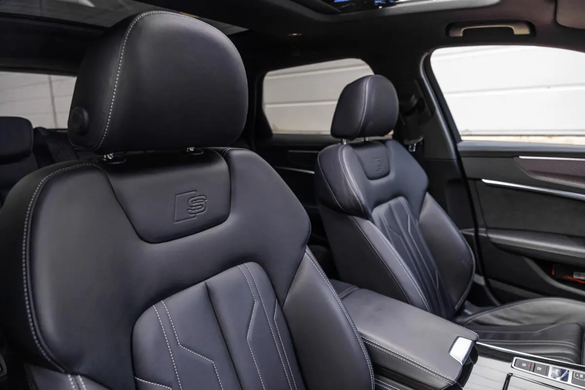 55 TFSIe 367pk PHEV Quattro Pro Line S Competition | Panoramadak | Exclusive Kleur | Stuurverwarming | Trekhaak | Adaptief Onderstel | Keyless