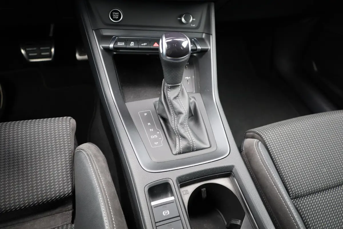 45 TFSI e S edition |Gevlakt stuur |Sfeerverlichting |Camera |Keyless |ACC