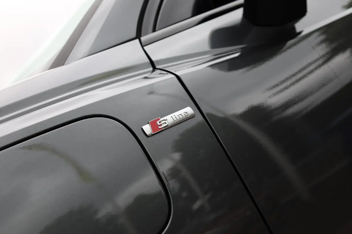 45 TFSI e S edition |Gevlakt stuur |Sfeerverlichting |Camera |Keyless |ACC