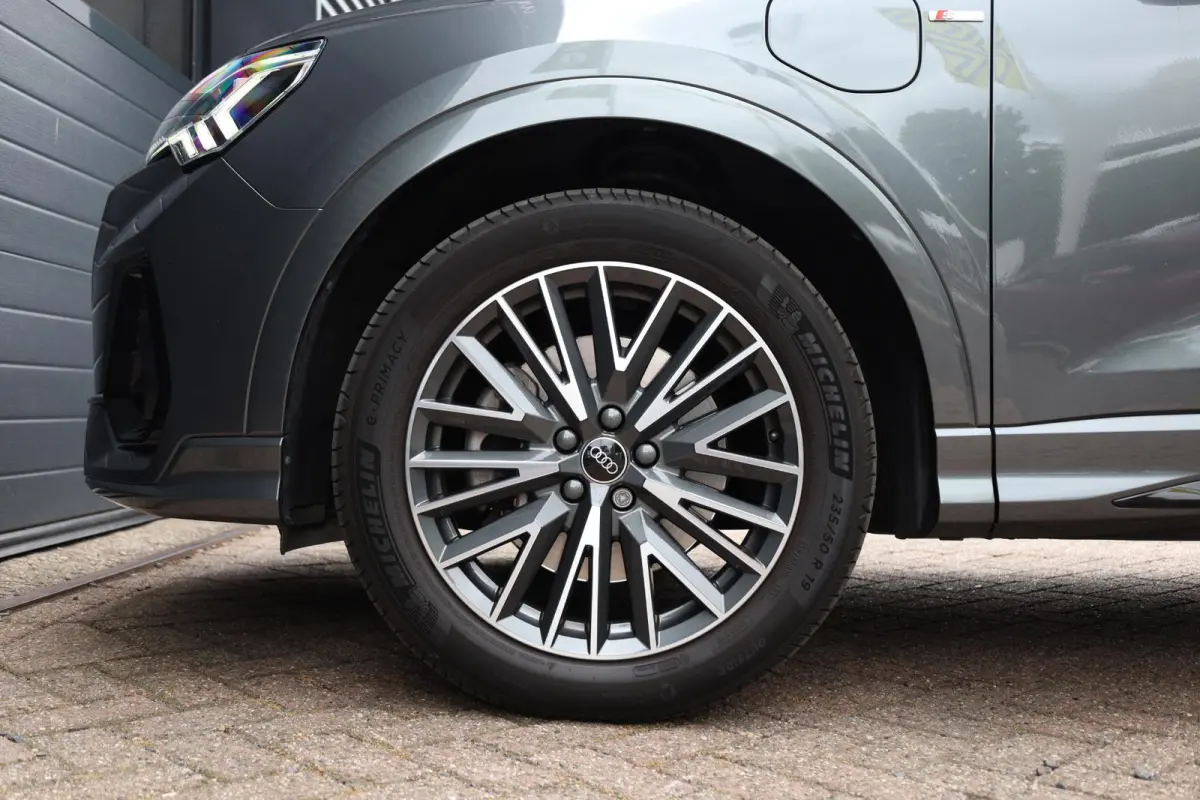 45 TFSI e S edition |Gevlakt stuur |Sfeerverlichting |Camera |Keyless |ACC
