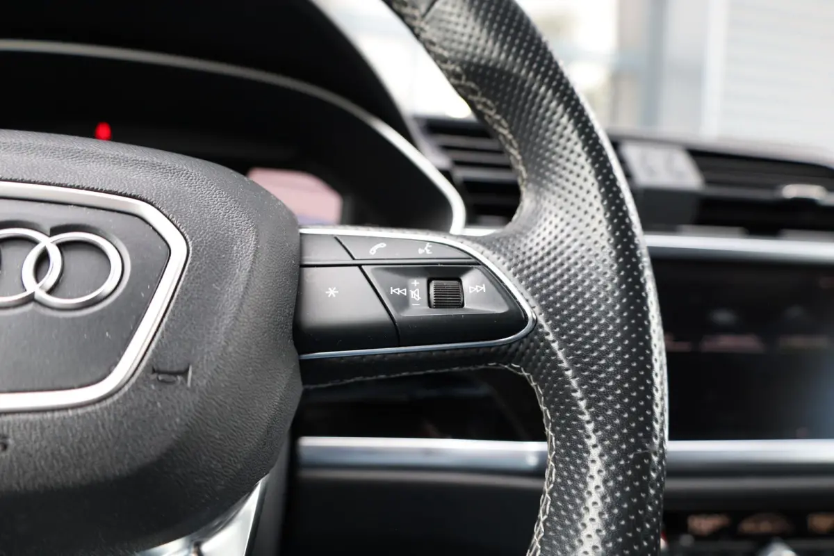 45 TFSI e S edition |Gevlakt stuur |Sfeerverlichting |Camera |Keyless |ACC