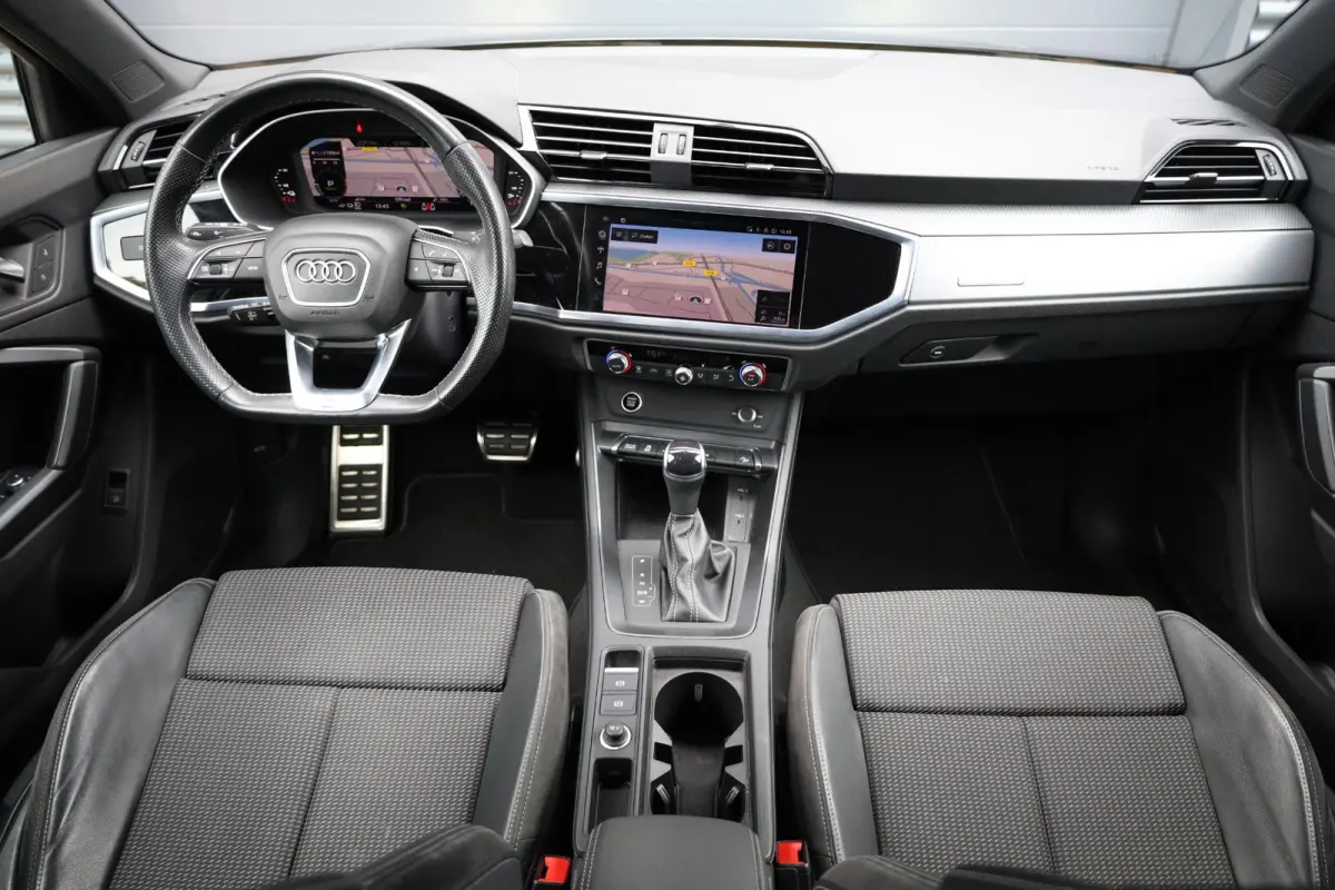 45 TFSI e S edition |Gevlakt stuur |Sfeerverlichting |Camera |Keyless |ACC