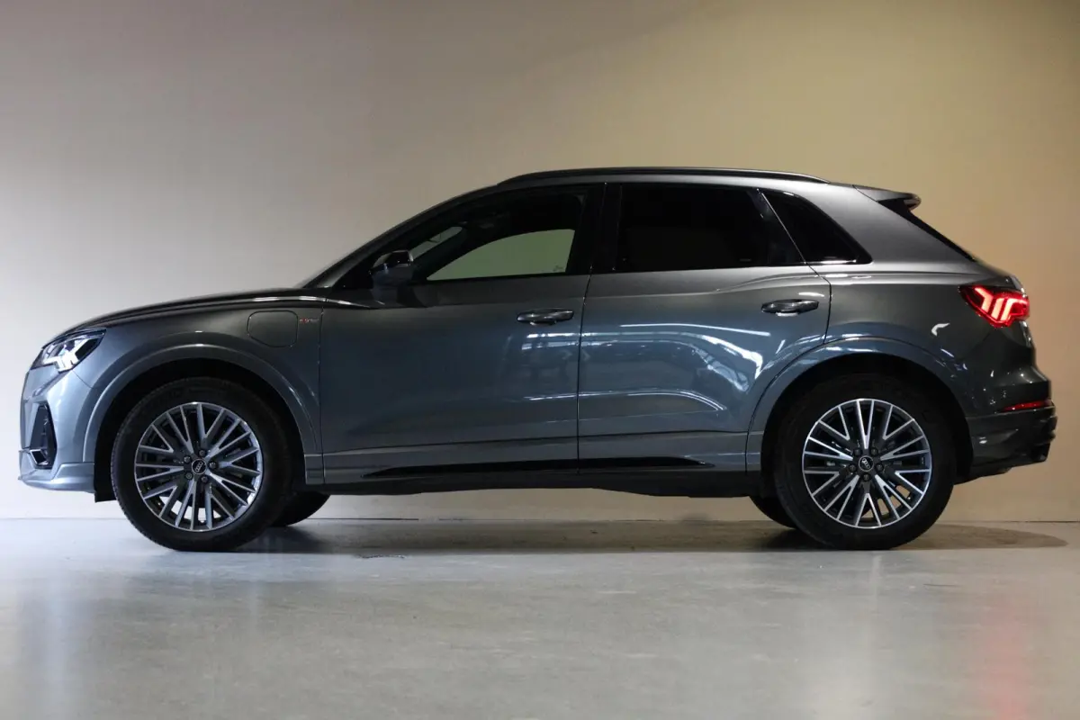 45 TFSI e S edition |Gevlakt stuur |Sfeerverlichting |Camera |Keyless |ACC