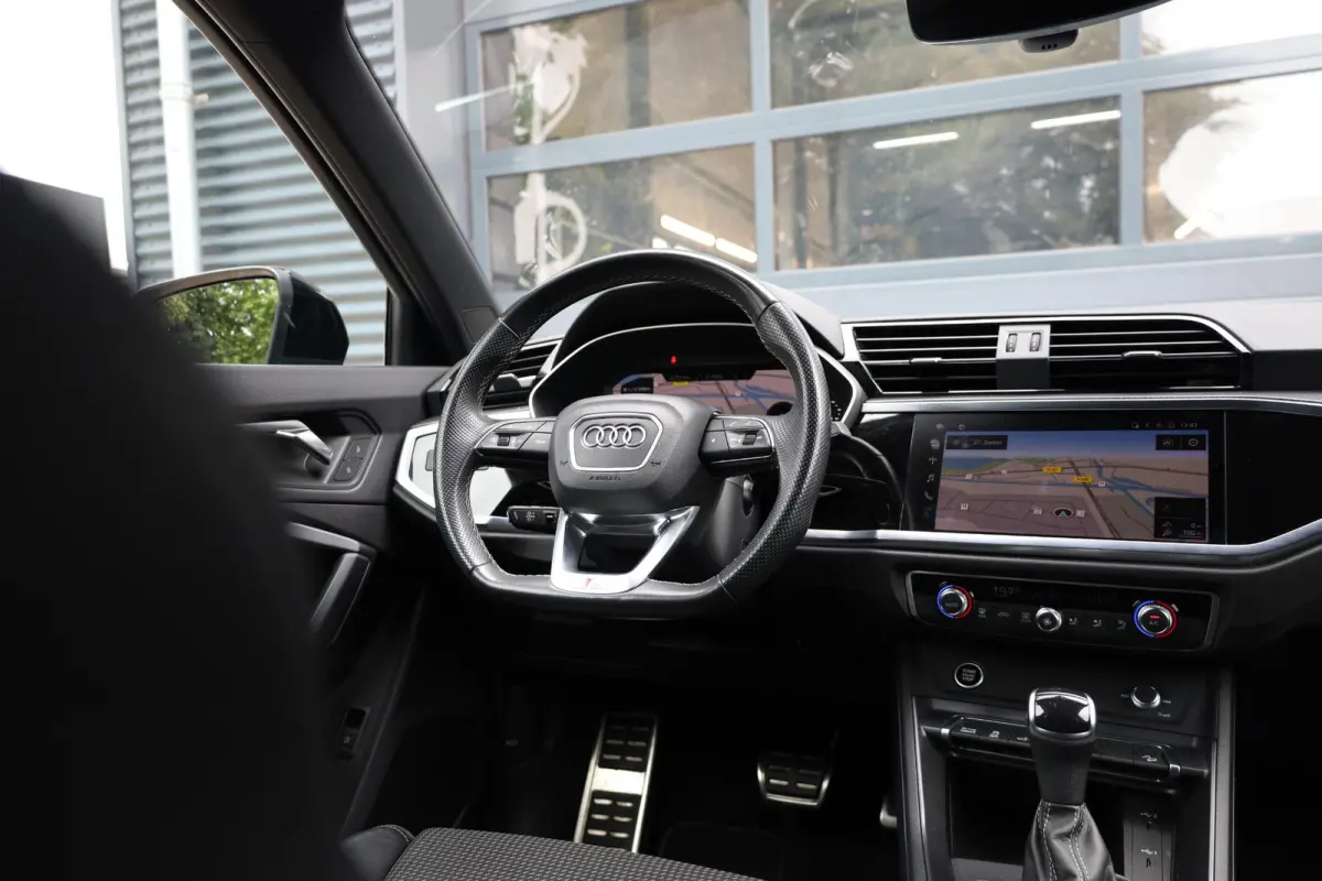 45 TFSI e S edition |Gevlakt stuur |Sfeerverlichting |Camera |Keyless |ACC