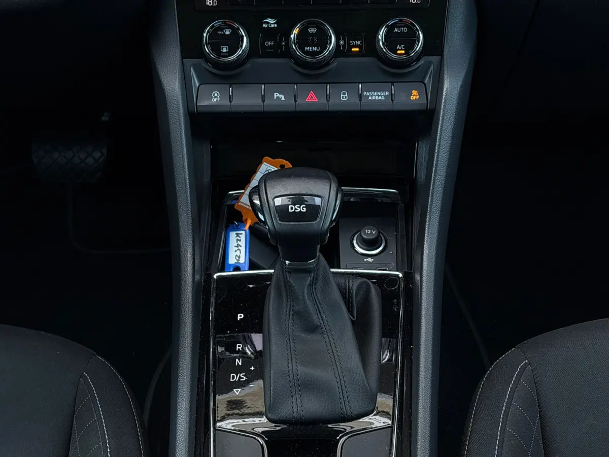 1.5 TSI 150 pk ACT Business Edition 7-DSG | Trekhaak | Cruise control adaptief | Navigatie |