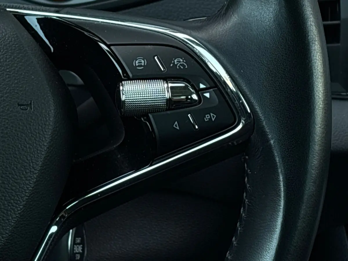 1.5 TSI 150 pk ACT Business Edition 7-DSG | Trekhaak | Cruise control adaptief | Navigatie |