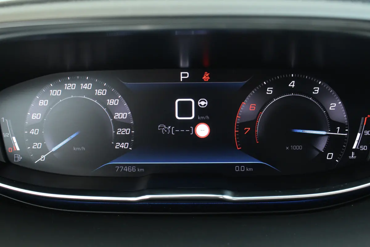 1.2 GT | Pano | Stoelverw. | Adaptive | Camera | Pdc | Keyless | Drive Assist | | Pano | Stoelverw. | Adaptive | Camera | Pdc | Keyless | Drive Assist |