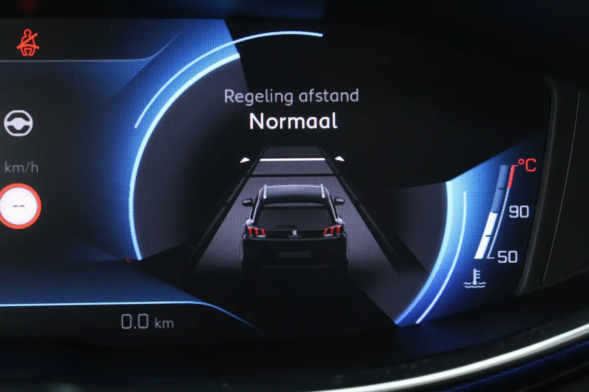 1.2 GT | Pano | Stoelverw. | Adaptive | Camera | Pdc | Keyless | Drive Assist | | Pano | Stoelverw. | Adaptive | Camera | Pdc | Keyless | Drive Assist |