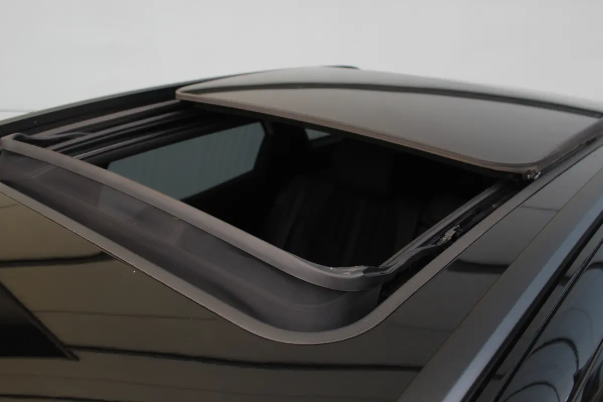 1.2 GT | Pano | Stoelverw. | Adaptive | Camera | Pdc | Keyless | Drive Assist | | Pano | Stoelverw. | Adaptive | Camera | Pdc | Keyless | Drive Assist |