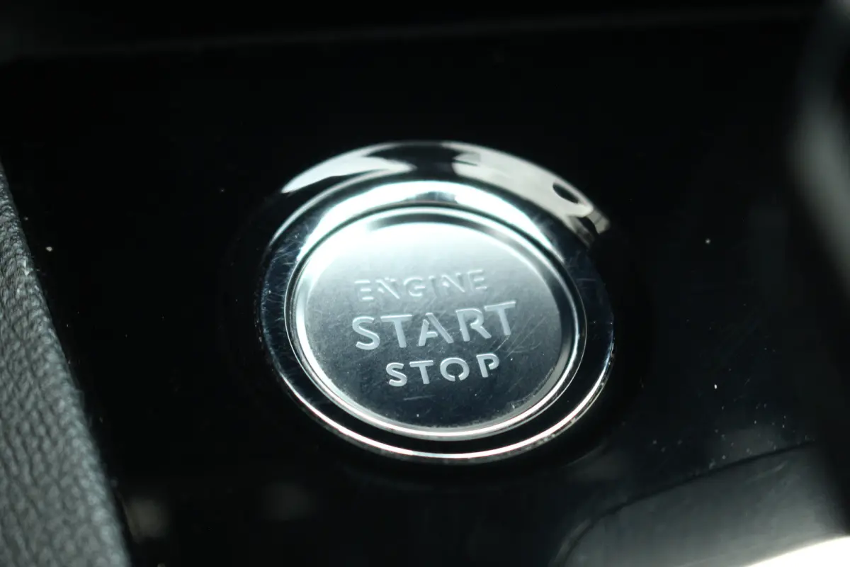 1.2 GT | Pano | Stoelverw. | Adaptive | Camera | Pdc | Keyless | Drive Assist | | Pano | Stoelverw. | Adaptive | Camera | Pdc | Keyless | Drive Assist |