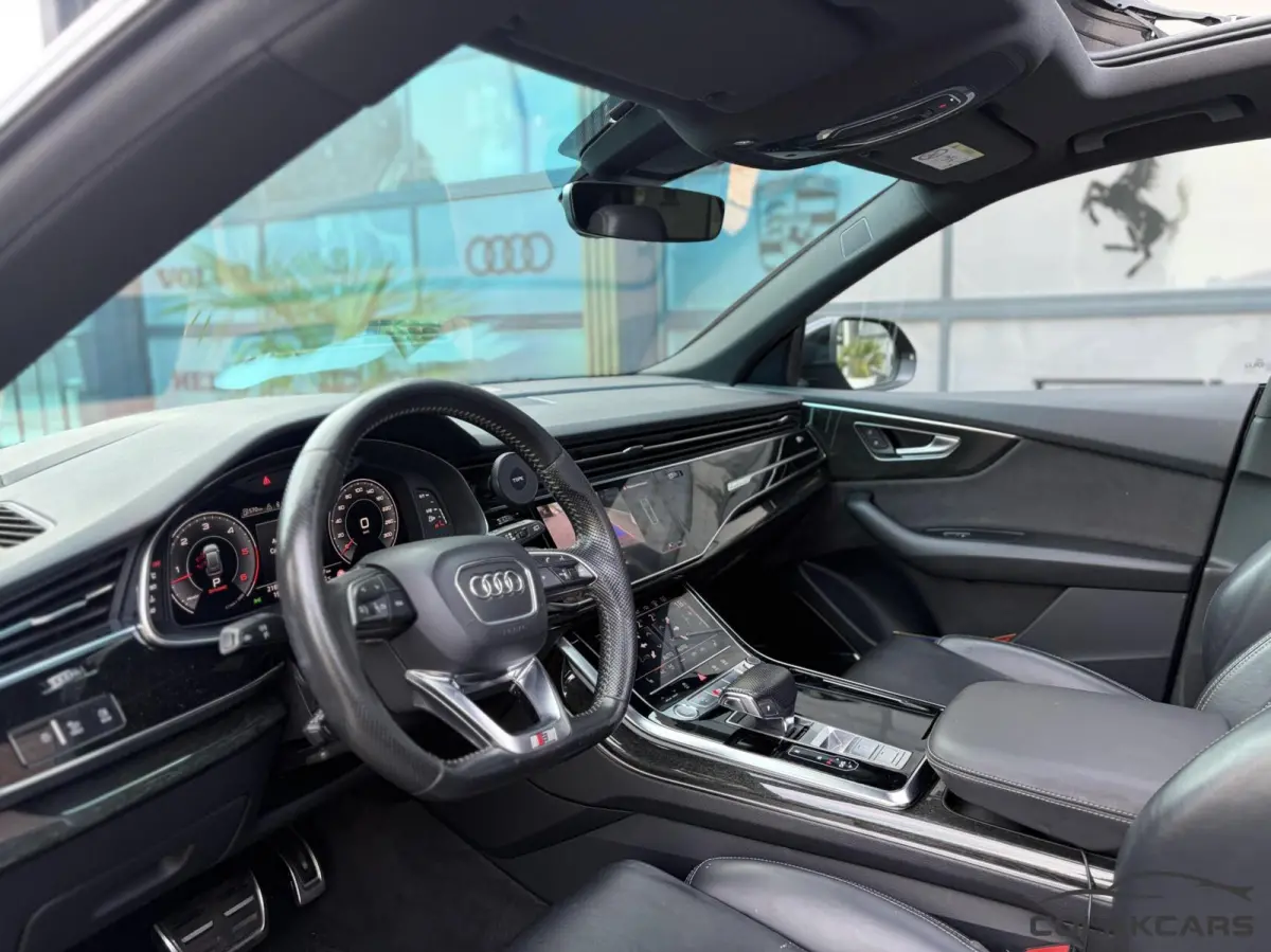 50 TDI quattro S-Line Pano|SQ8| Dealer Ondh|