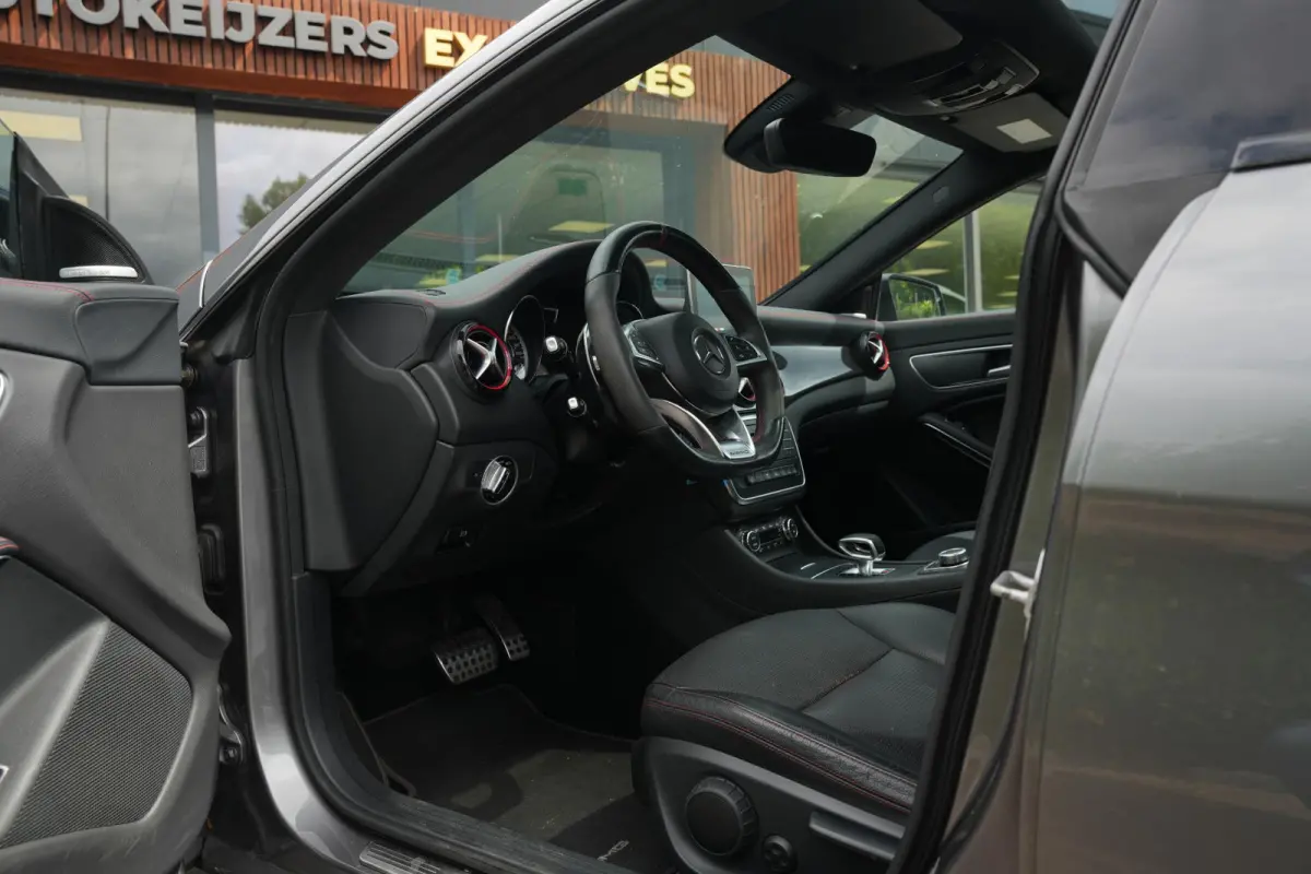 AMG 45 4MATIC Panoramadak Harman/Kardon Adapt. Cruise Leer