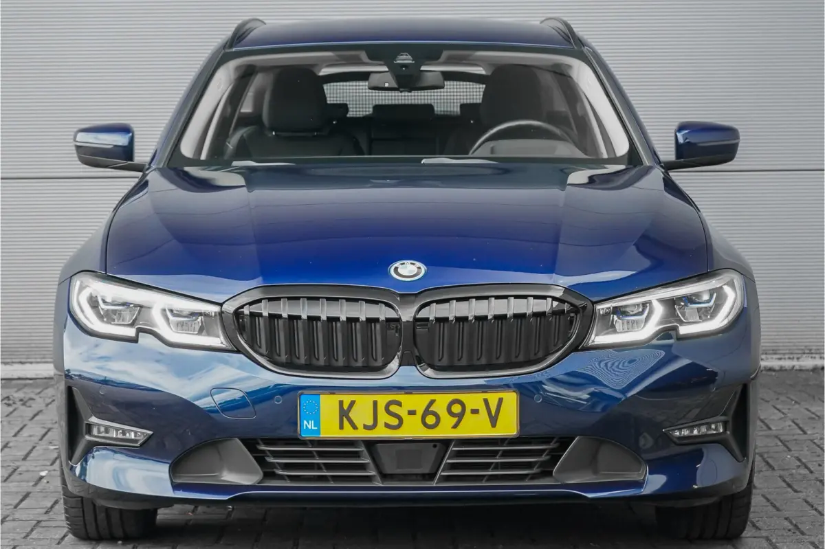 330e ACC Laser HUD Keyless Camera 18"