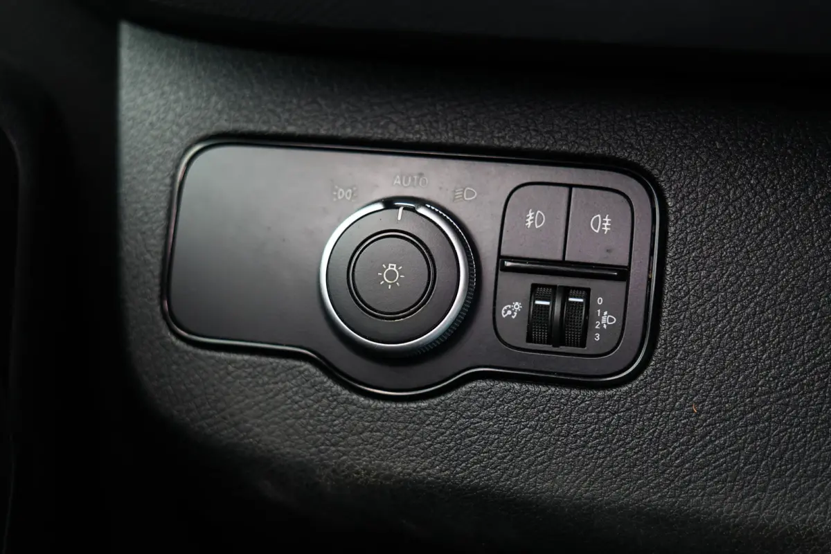 315 1.9 CDI L1H2 AVM AUTOMAAT AIRCO KEYLESS START CRUISE BT EX BTW!