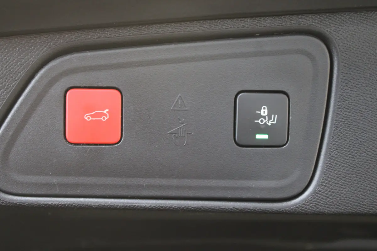 1.6 HYbrid 225 GT |Massage|Stoelverw.|Camera|