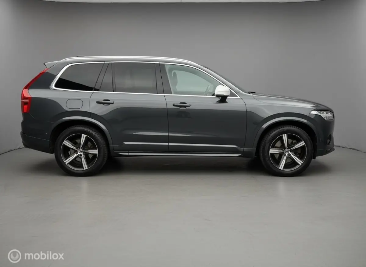 2.0 T8 Twin Engine AWD R-Design 7-Persoons | 11/2017 | 215.000 km | Grijs Metallic