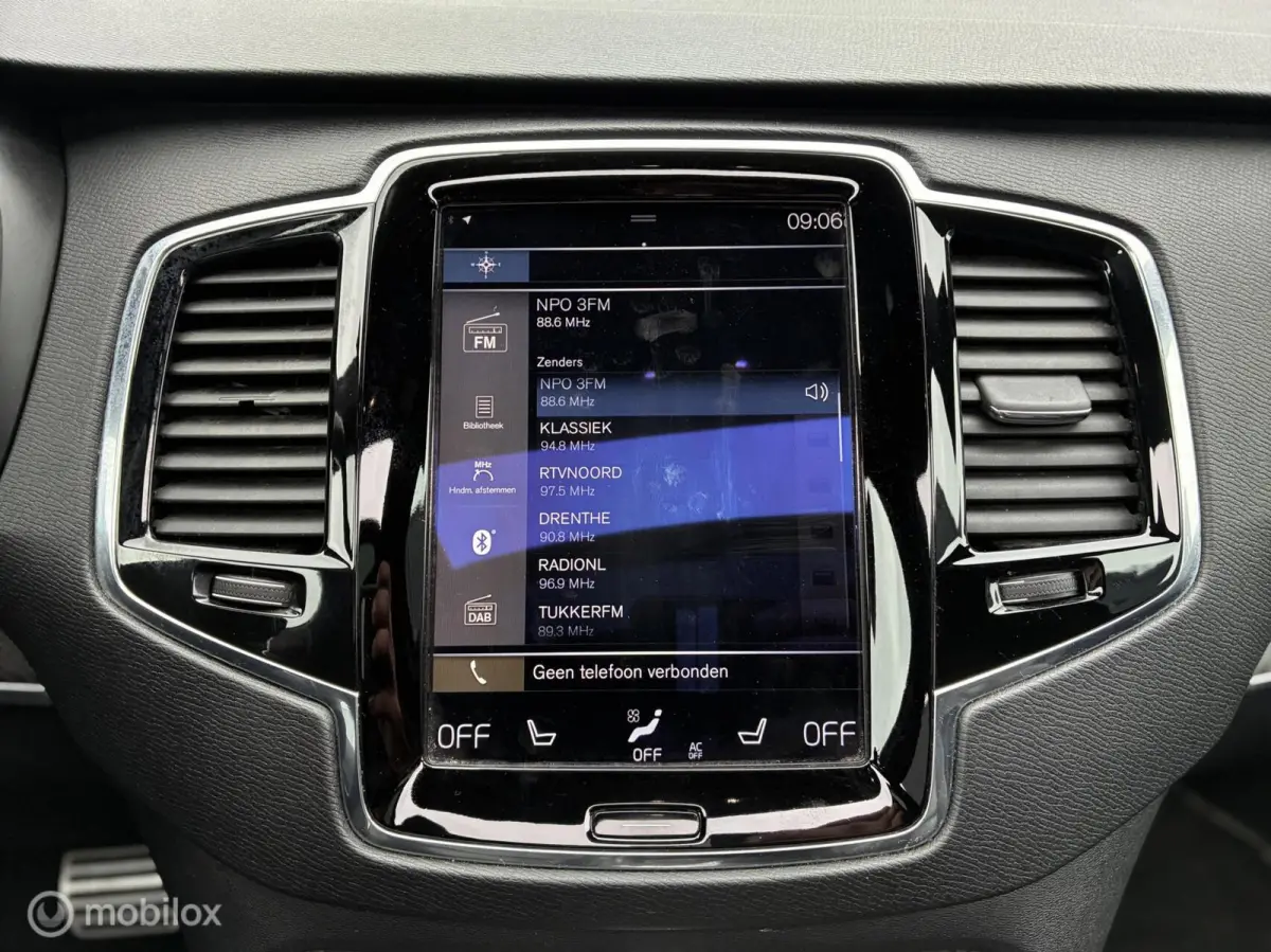 2.0 T8 Twin Engine AWD R-Design 7-Persoons | 11/2017 | 215.000 km | Grijs Metallic