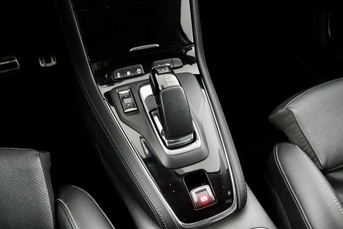 1.6 Turbo Hybrid4 Innovation antraciet