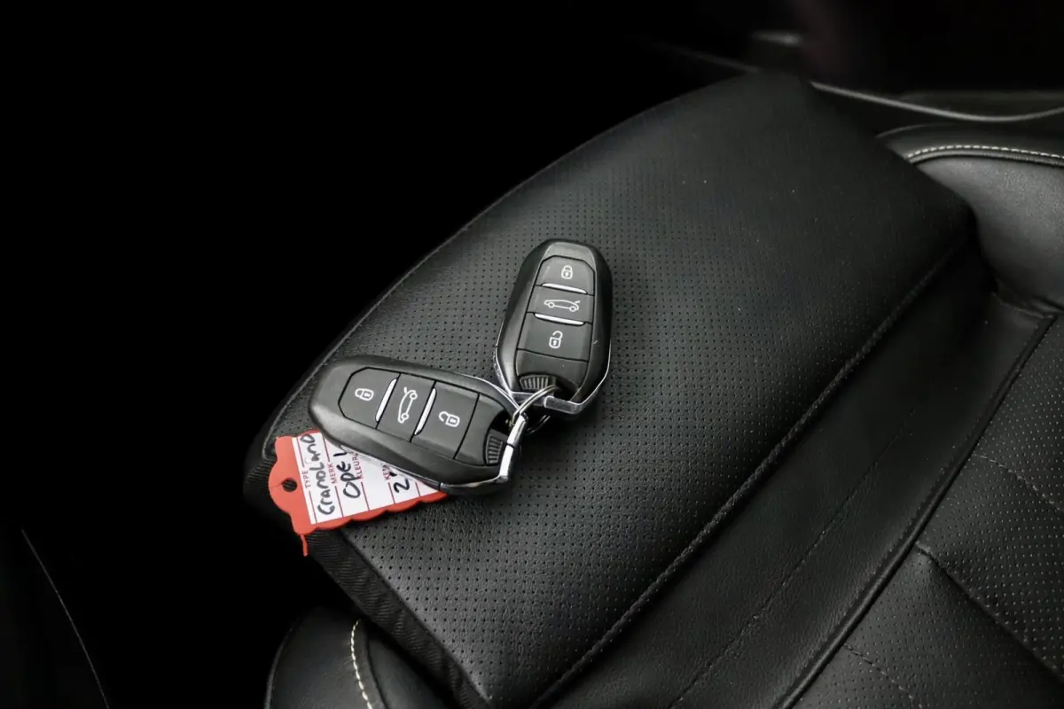 1.6 Turbo Hybrid4 Innovation antraciet