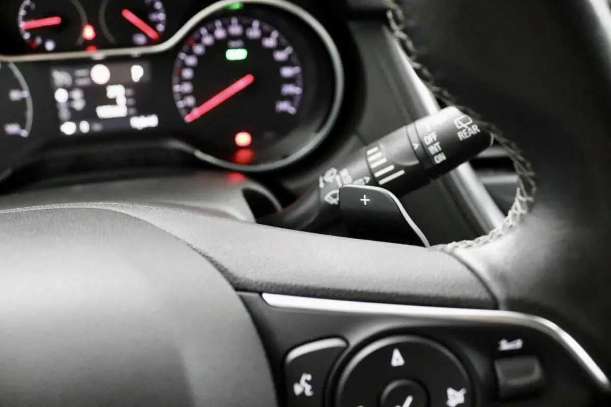 1.6 Turbo Hybrid4 Innovation antraciet