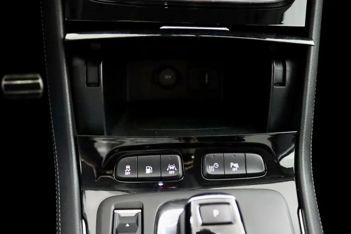 1.6 Turbo Hybrid4 Innovation antraciet