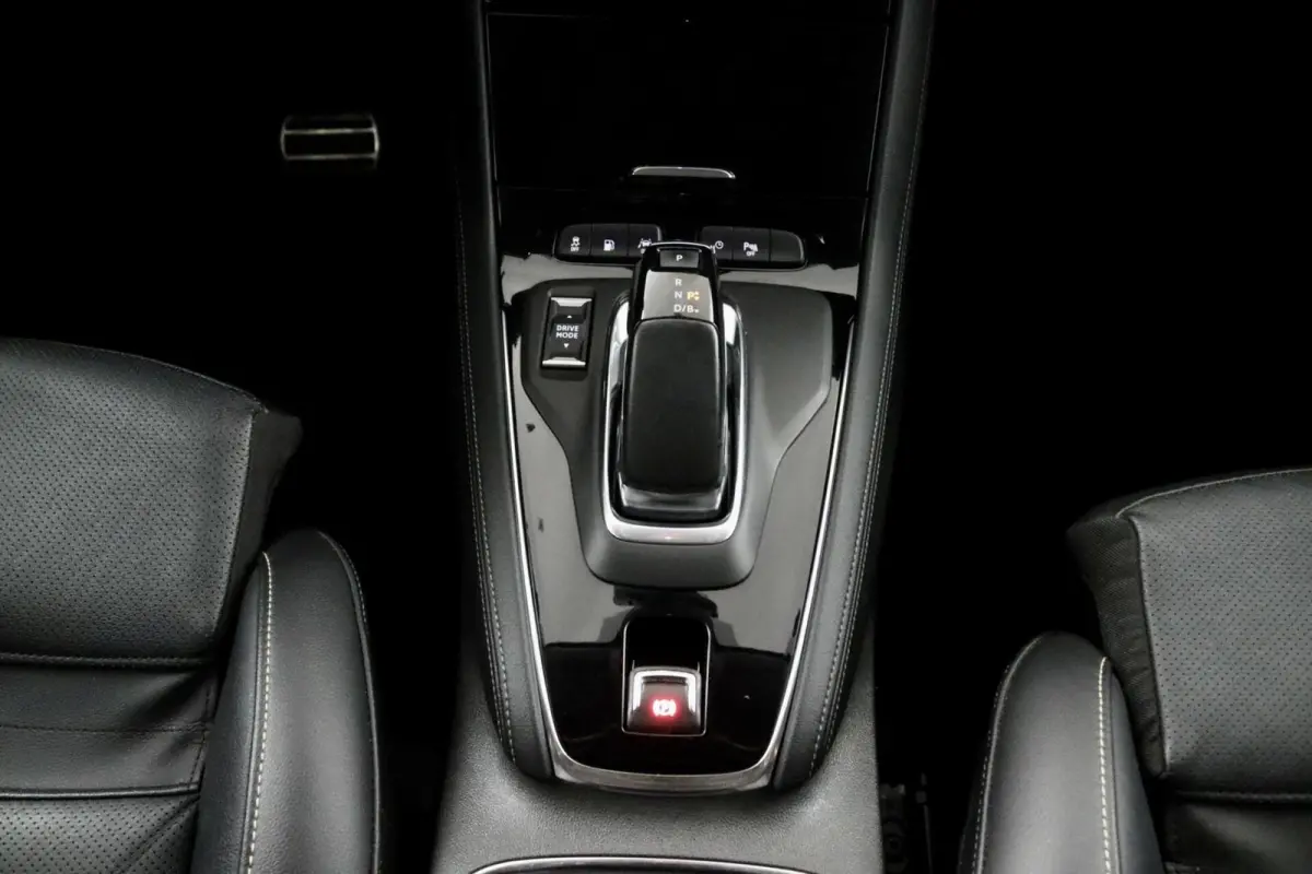 1.6 Turbo Hybrid4 Innovation antraciet