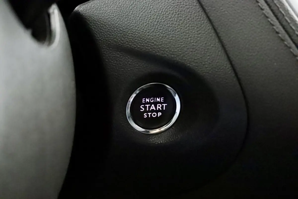 1.6 Turbo Hybrid4 Innovation antraciet