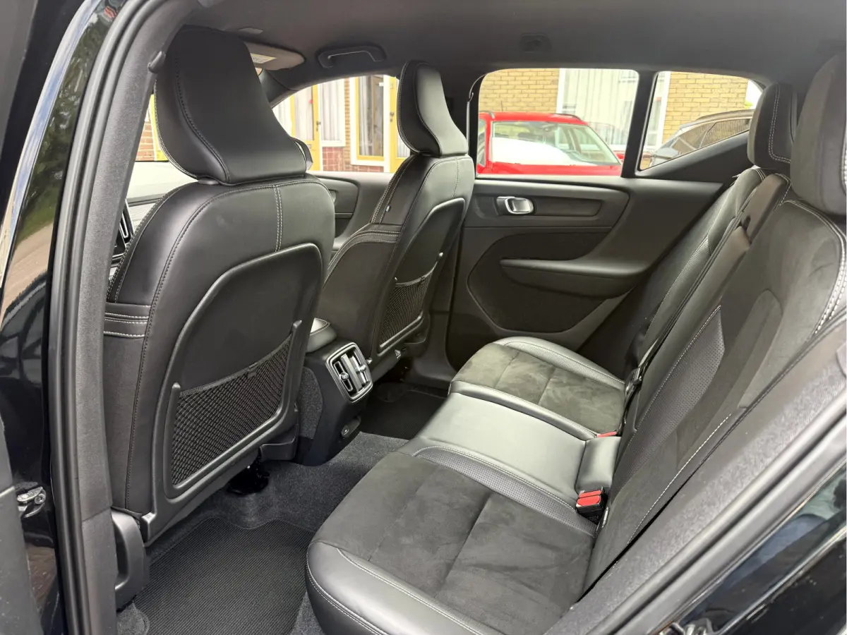P8 AWD R-Design SOH 92.6%, Trekhaak, Stoel/Stuurverwarming, Camera