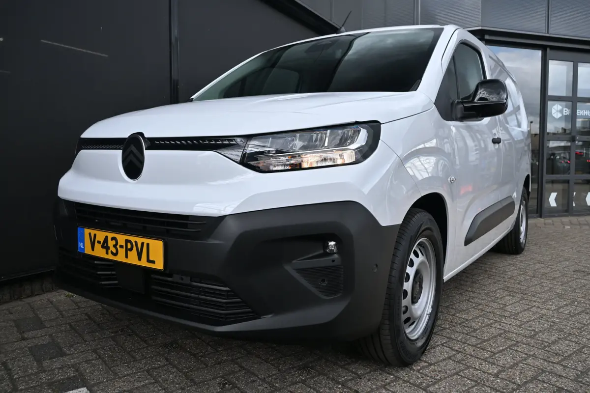 136 L2 50 kWh DEMO-DEAL! Tot 8 Jaar Garantie! | Navigatie | Achteruitrijcamera | Dodehoek-Detectie | Digitale Binnenspiegel | Betimmering | !!