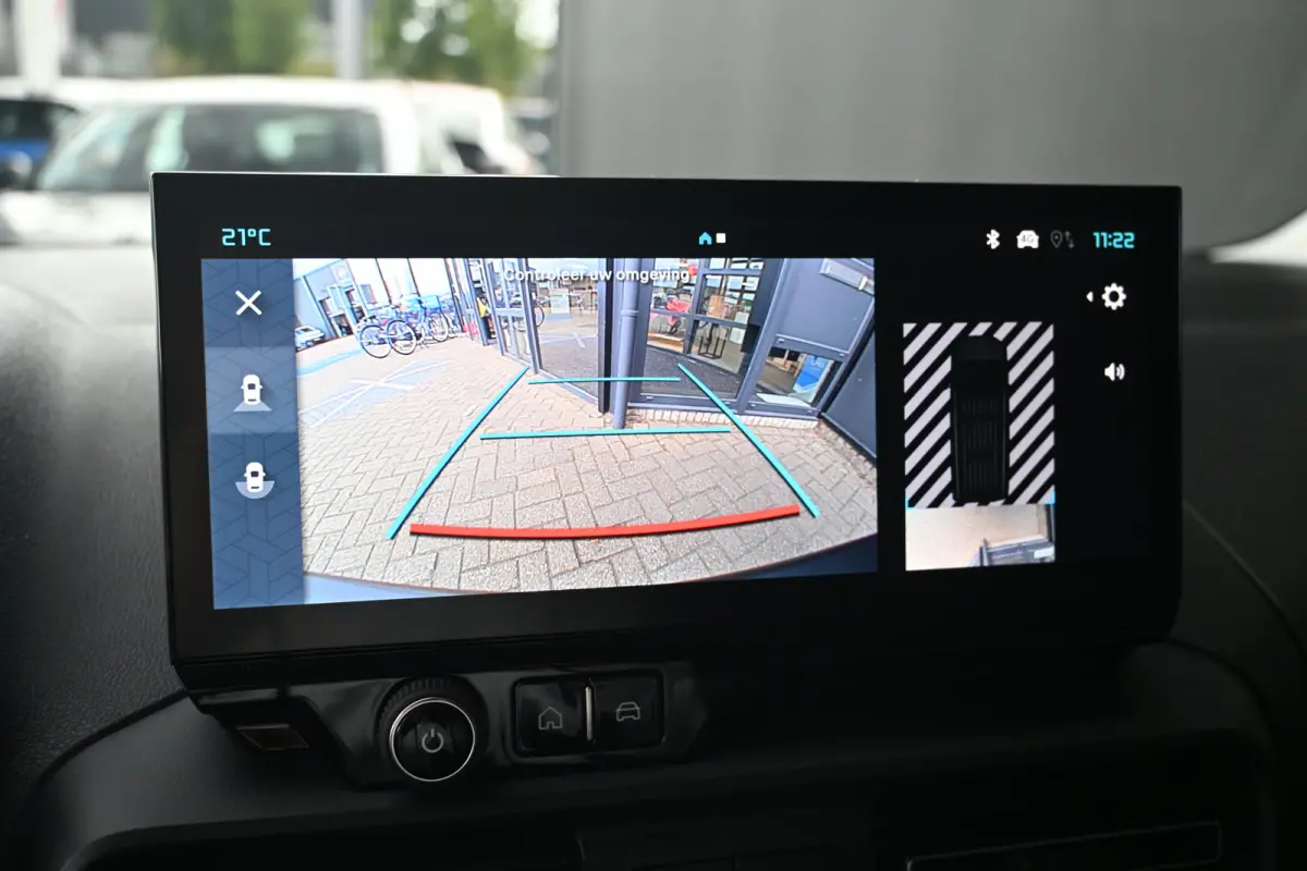 136 L2 50 kWh DEMO-DEAL! Tot 8 Jaar Garantie! | Navigatie | Achteruitrijcamera | Dodehoek-Detectie | Digitale Binnenspiegel | Betimmering | !!