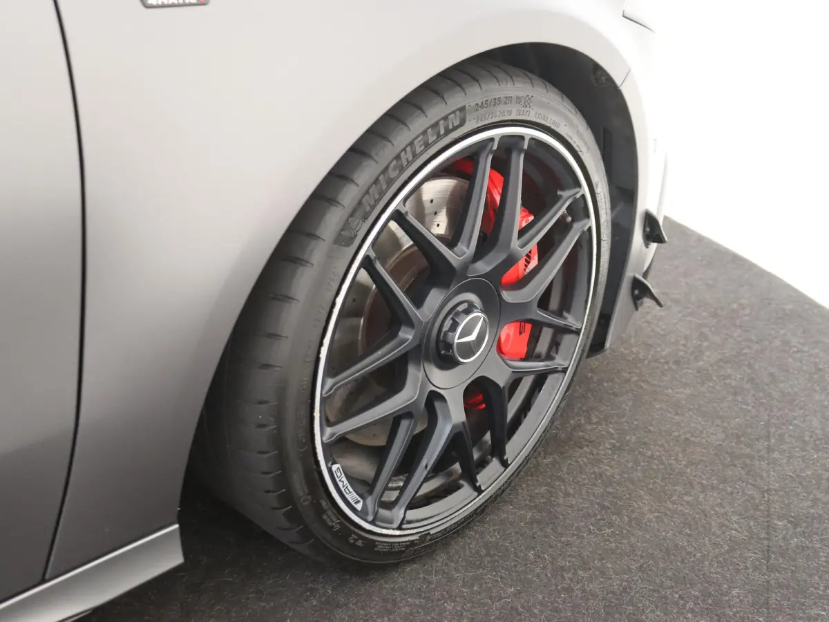 AMG 45 S 4MATIC+ Premium Plus / Panoramadak/ Aero/ 19 inch/ Perf. Stoelen/ NL Auto