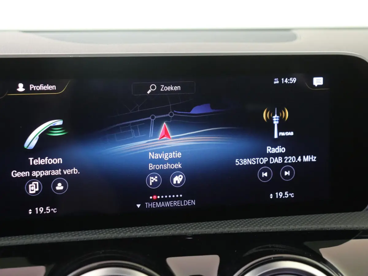 AMG 45 S 4MATIC+ Premium Plus / Panoramadak/ Aero/ 19 inch/ Perf. Stoelen/ NL Auto