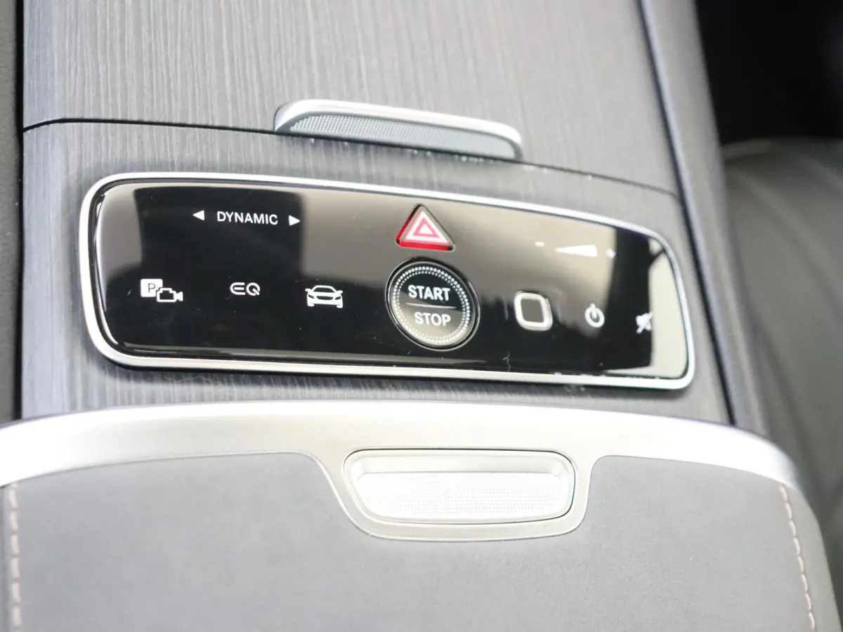450+ AMG Line 7p 108 kWh / Panoramadak/ HYPERSCREEN/ 21 inch/ Burmester 3D/ Nappa/ El. Trekhaak