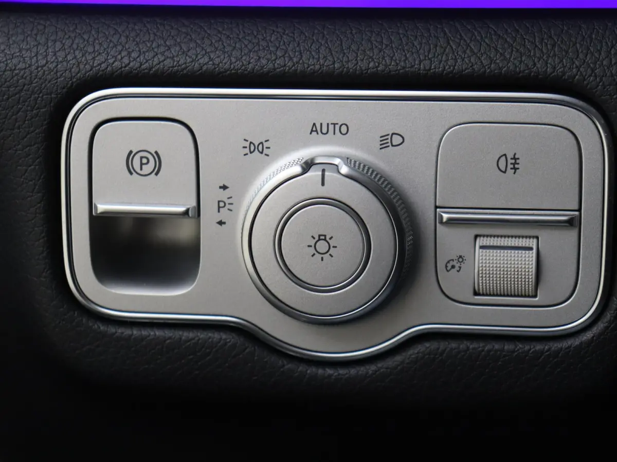 350 e 4MATIC Premium Plus /Panoramadak /Burmester /360 Camera /Elek Trekhaak