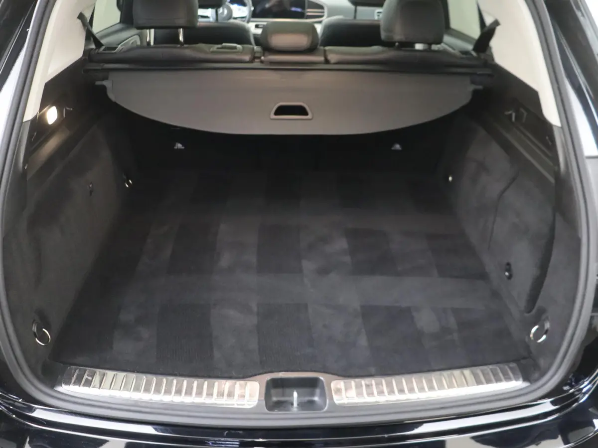 350 e 4MATIC Premium Plus /Panoramadak /Burmester /360 Camera /Elek Trekhaak