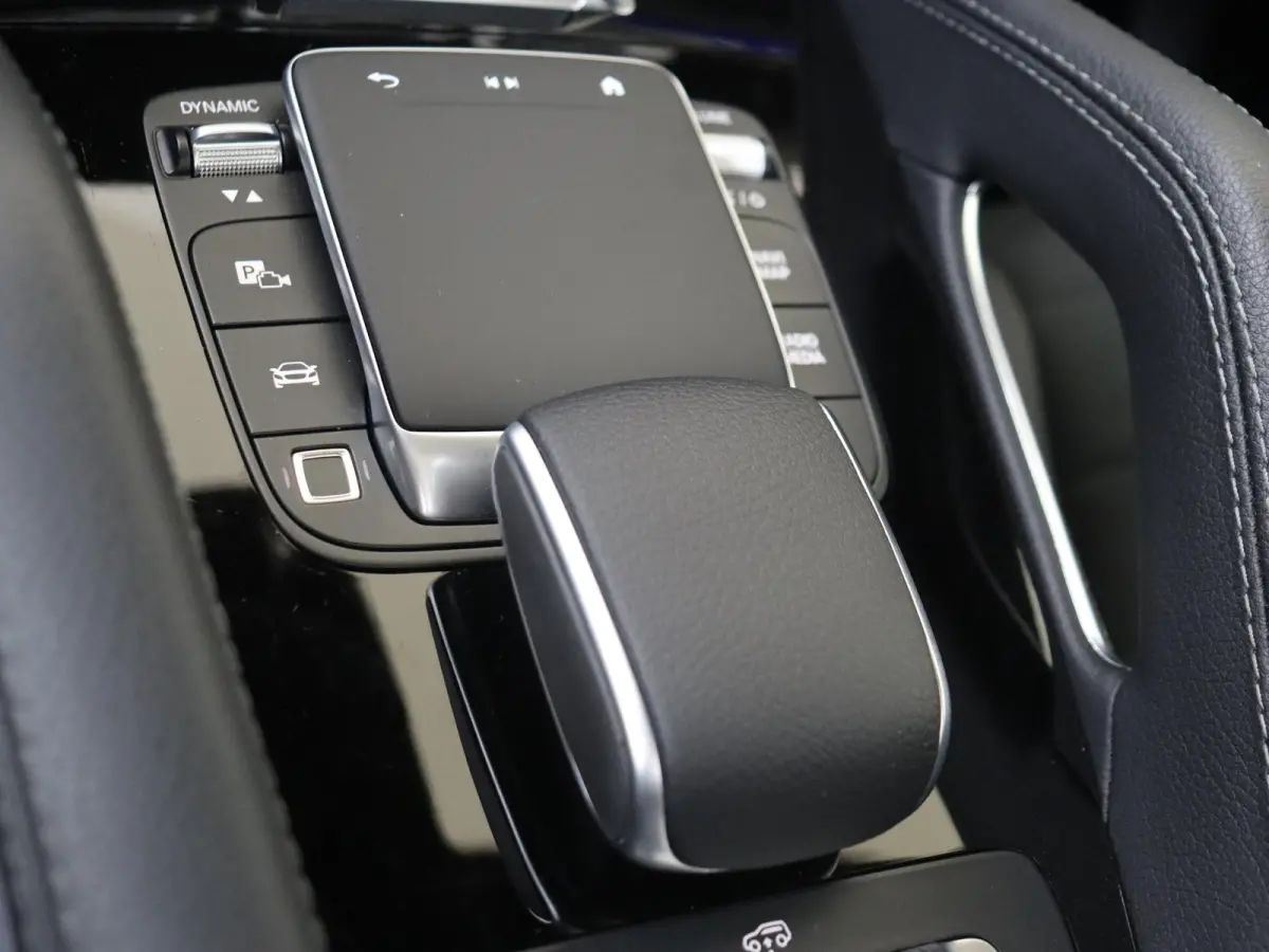 400 e 4MATIC AMG Line Premium / Panoramadak/ Burmester/ 21 inch/ AIRMATIC/ El. Trekhaak