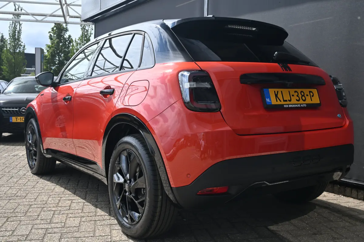 Sport 54 kWh DEMO-DEAL! Tot 8 Jaar Garantie! | Massage | Alcantara | Elektr. Achterklep | Adaptive Cruise | Achteruitrijcamera | Stoelverwarming | !!